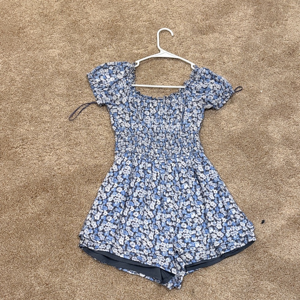 Hollister floral blue romper